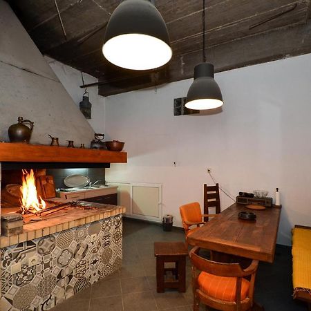 Holiday Home Nevera Kastela Bagian luar foto